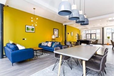 1 bed flat, Queen Street, Holylands, Belfast, BT16ET - Image 1